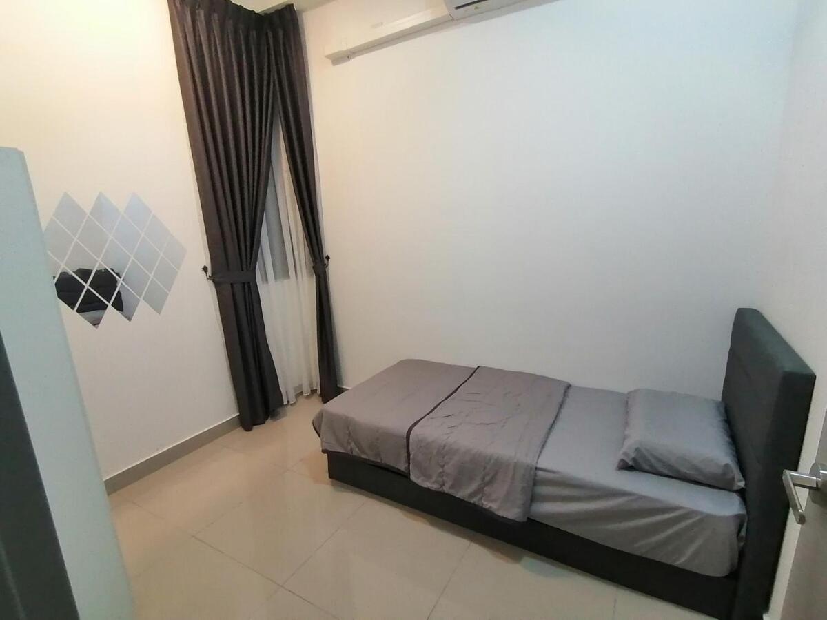 Mj Homestay 99 Batu Caves Kl North 99Residence 3R2B Kuala Lumpur Exterior photo